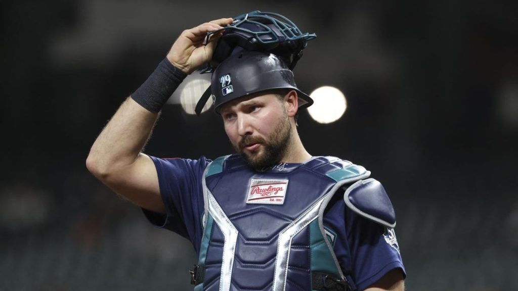 Mariners star Cal Raleigh (oblique) activated from IL