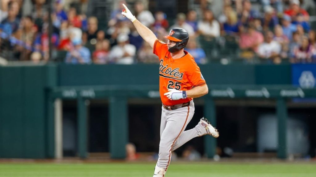 Finally feeling at home, Pete Alonso carries O’s to Minneapolis